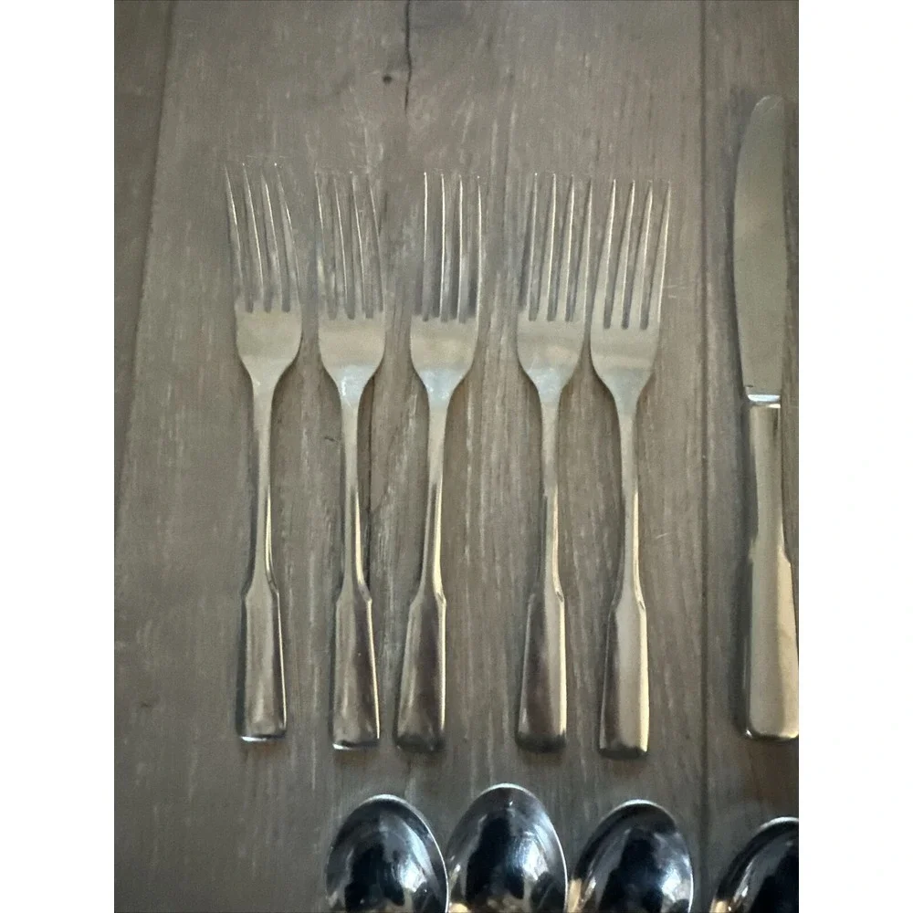 Wm A ROGERS Stainless ONEIDA Ltd‎ Flatware 25 Pieces Friendship Pattern